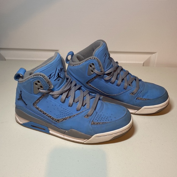 Jordan Flight, Men’s Size 8.5, Carolina Blue - Picture 1 of 7